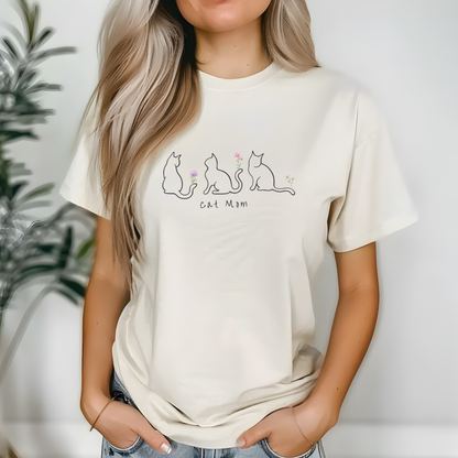 Cat Mom T-Shirt - Cute Gift for Women Who Love Cats